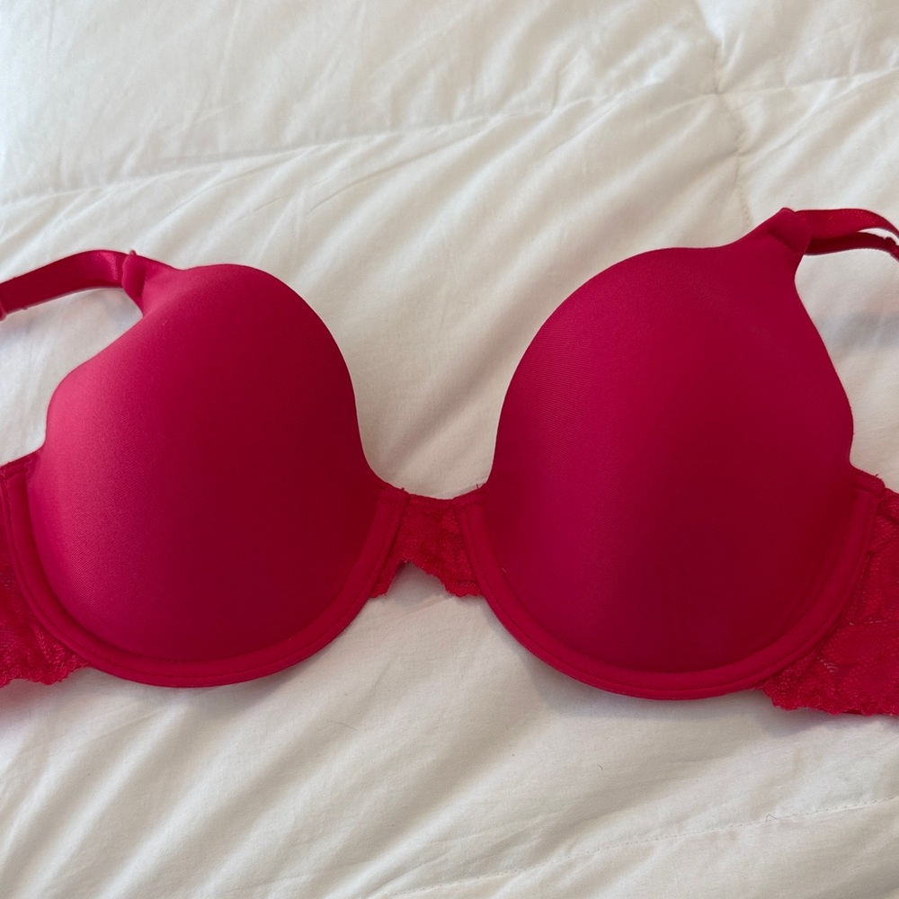 Elegant Fuchia Lace Bra 34B